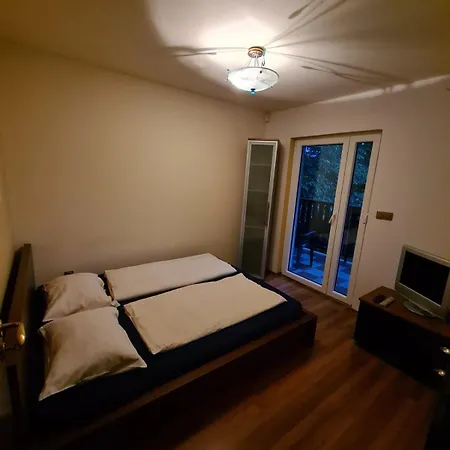 Family&friends House